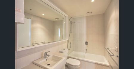 Location and spacious modern living blend perfectly to offer a lifestyle!! - Photo 3