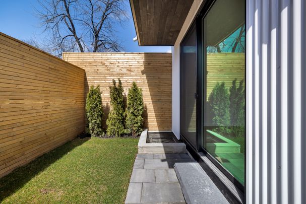 For Lease - 86 Lansdowne Avenue Unit# Unit #2, Toronto, Ontario - Photo 1