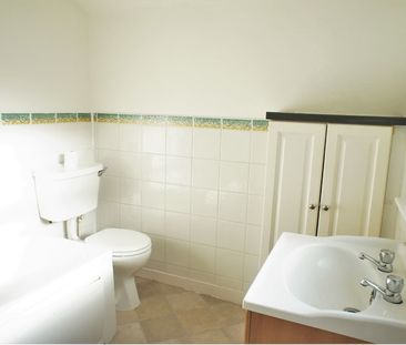 Castle Terrace, Dumbarton - Photo 5