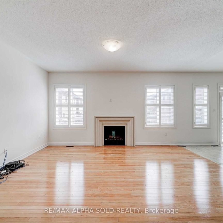For Lease - 67 Alvin Curling Crescent, Toronto, Ontario - Photo 1