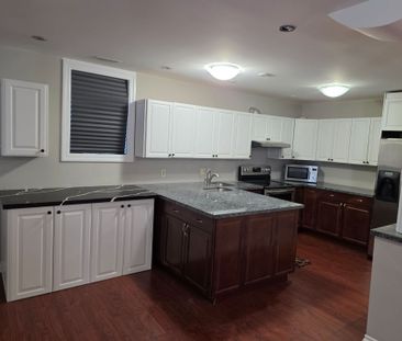 For Lease - 12 Fabrizio Court, Whitby, Ontario - Photo 3