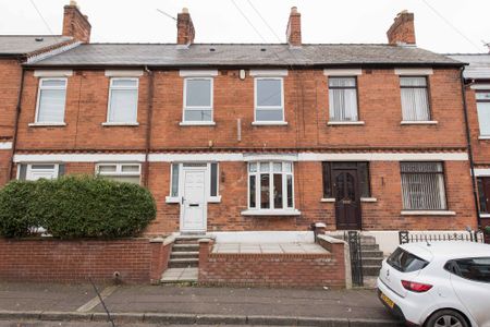 30 Iveagh Parade, Belfast, BT12 6AZ - Photo 2