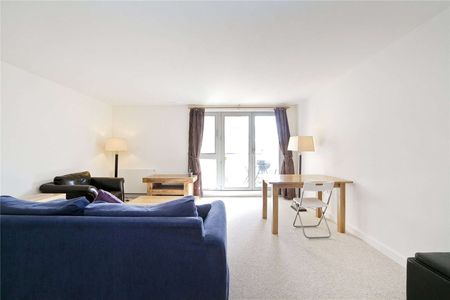 Large two double bedroom, two bathroom apartment set over the upper floor of this modern and secure development just moments from Holloway Road station. - Photo 2
