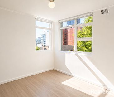 Refreshed 2 Bedroom Unit in Parramatta - Photo 1