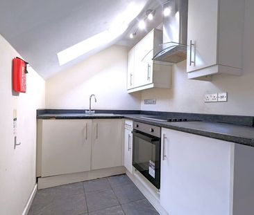 1 Bed Flat, Grove Road, LU1 - Photo 4