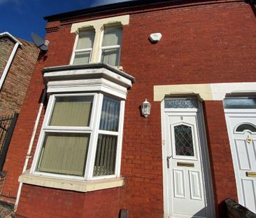 1 bedroom in a house share to rent - Photo 1