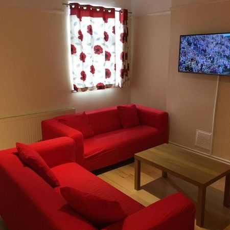 3 bedroom house share to rent - Photo 2