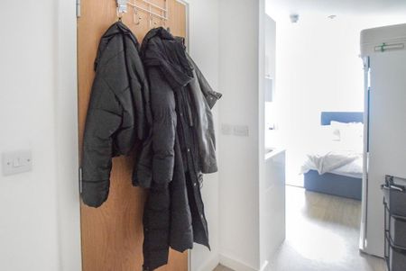 1 bedroom apartment to rent - Photo 4