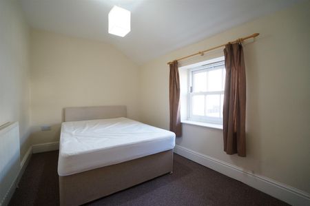 57 Garth Road - Photo 3