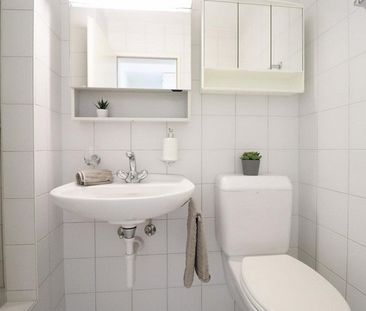 Attraktive 4.5 Zimmer-Wohnung im grünen Engelhardquartier - Photo 5