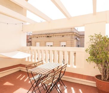 Carrer de Teodora Lamadrid, Barcelona, Catalonia 08022 - Photo 2