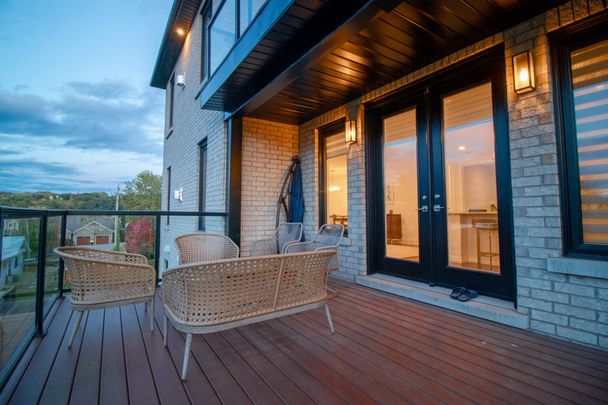 For Lease - 4 Kenmir Avenue, Niagara-on-the-Lake, Ontario - Photo 1