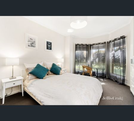 21 Windmill St, Bundoora, Vic 3083 - Photo 3
