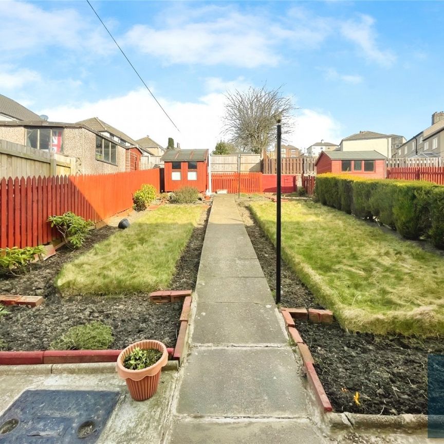 Friendly Avenue, Friendly, Sowerby Bridge, HX6 - Photo 1