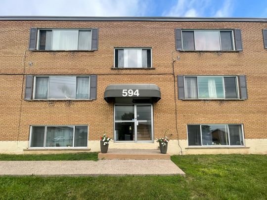 Hillside Apartments - PARKING SPACE, HEAT & WATER INCLUDED - Photo 1