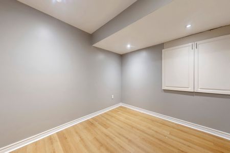 For Lease - 6 Kingshill #basement Road, Richmond Hill, Ontario - Photo 2