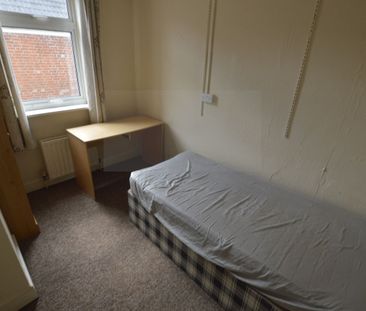 Thurlow Road, Clarendon Park, Leicester, LE2 - Photo 1
