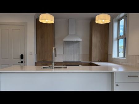Modern, Low-Maintenance Living in a Prime Location - Photo 2