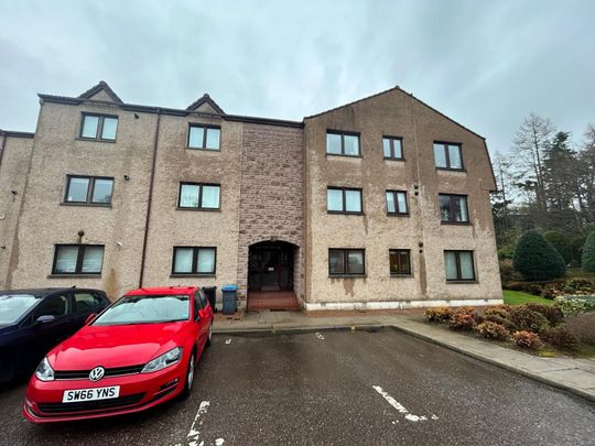 Macaulay Drive, Aberdeen - Photo 1