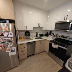 4 1/2 – CESSION DE BAIL PLATEAU MONT-ROYAL – DISPO LE 11/12/2025 - Photo 2