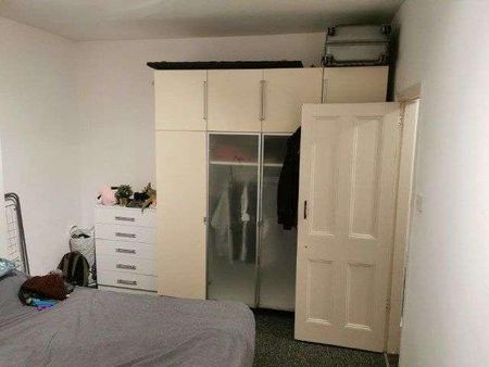 Harold Place, Leeds, LS6 - Photo 3