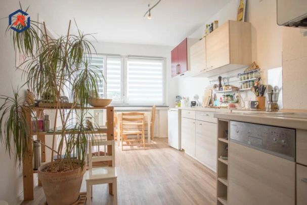 Brühl, zentral gelegene Vierzimmerwohnung mit sonnigem Südbalkon - Photo 1