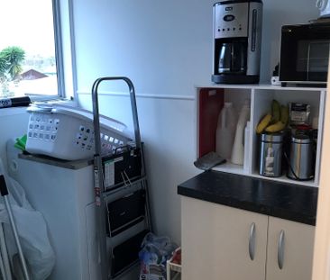 Family Home in Halfmoon Bay - Photo 3