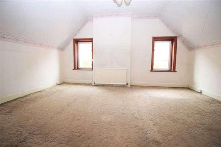 Curtis Road, Hornchurch, RM11 - Photo 5