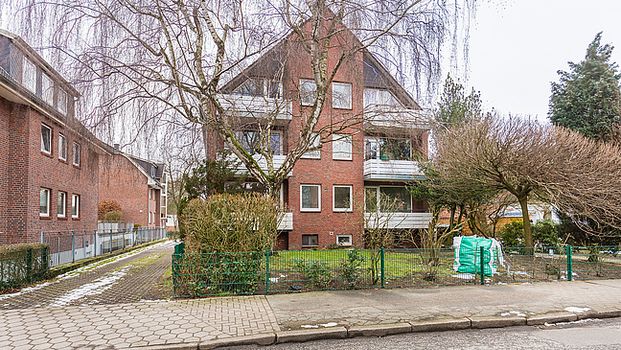 Charmante Single-Wohnung mit gemütlichen Dachschrägen in Hamburg-Bramfeld - Foto 1