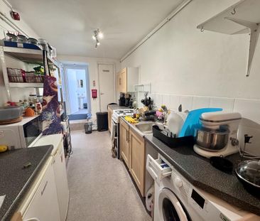 1 bedroom flat to rent - Photo 6
