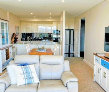 Fully Furnished Luxury Living – Victoria Square Apartment - Photo 3