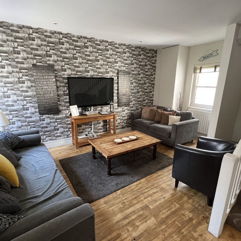 Wentworth Street - Photo 1