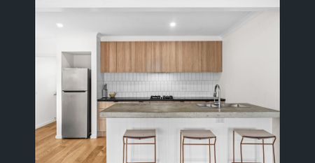 Style, Comfort & Convenience! - Photo 3