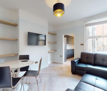 4 bedroom terraced house to rent - Photo 3