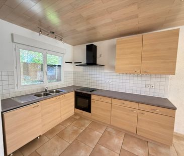 Location Maison 5 pièces 113m² - Photo 1