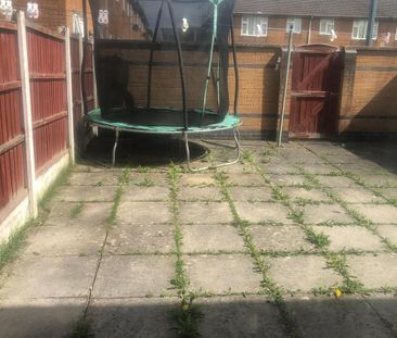 2 bedroom detached house to rent - Photo 1