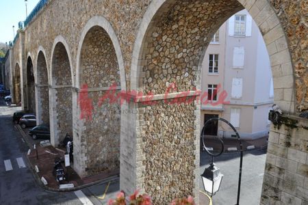 St Cloud Tram 2 - Photo 3