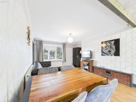 Middleton Boulevard, Nottingham, Nottinghamshire, NG8 - Photo 2