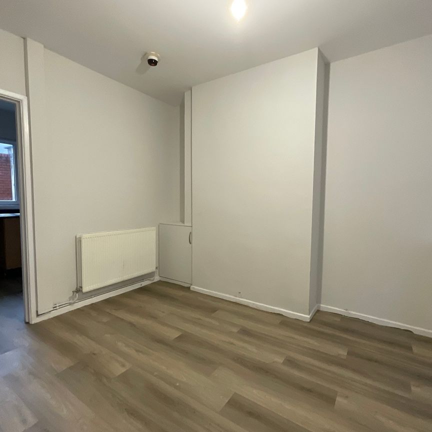70 Orkney Street, Belfast, BT13 3GR - Photo 1