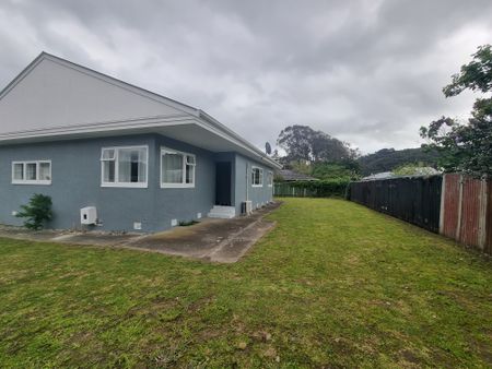 9 Foster Street, Taita Wellington 5011 - Photo 5