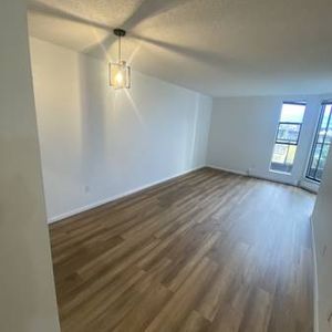 1Br waterfront Penthouse Available Now - Photo 2