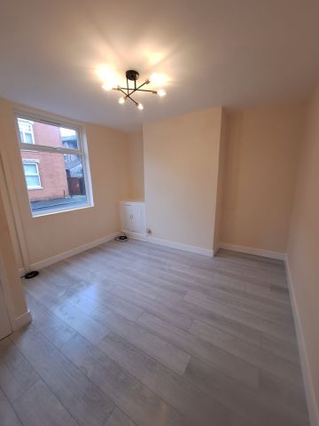 2 Bed End Terrace, Powell Street, M11 - Photo 2