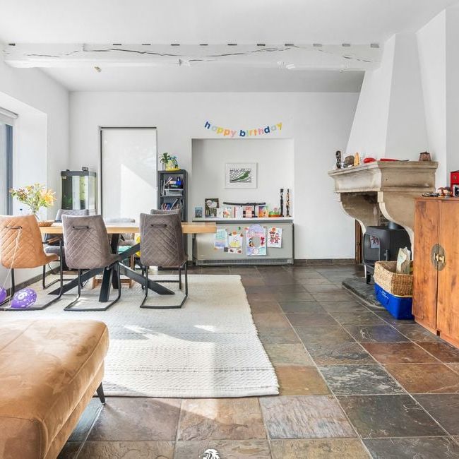 Woning te huur in Kortrijk voor € 1.100 met 3 slaapkamers - Photo 1