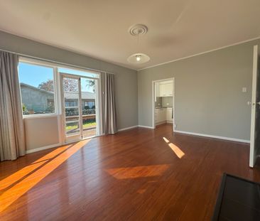 Nestled in the heart of Whau Valley - Photo 2