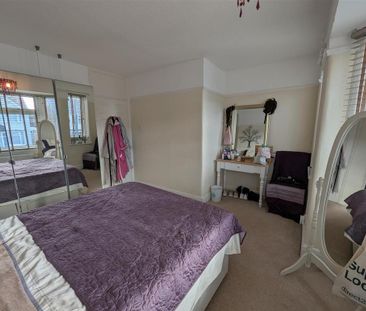 2 bedroom semi-detached house to rent - Photo 5