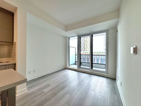 For Lease - 8119 Birchmount Road Unit# 1104, Markham, Ontario - Photo 2