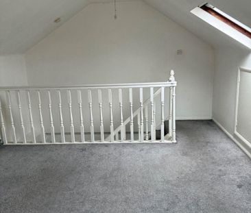 2 bedroom maisonette to rent - Photo 5