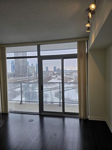 For Lease - 105 The Queensway Avenue Unit# 806, Toronto, Ontario - Photo 2