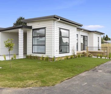 Lovely 2 Bedroom Unit - Photo 4