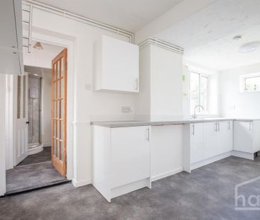 3 bedroom apartment to rent - Photo 5